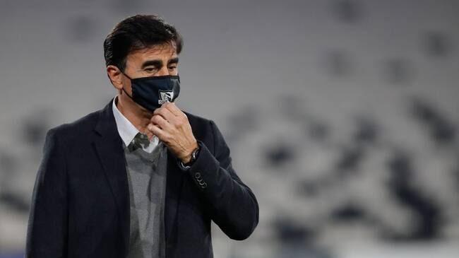 6 de Junio del 2021/SANTIAGOEl Director Tecnico de Colo Colo Gustavo Quinteros(c) ,durante el partido valido por la décima fecha del Campeonato Nacional AFP PlanVital 2021, entre Colo Colo vs Deportes La Serena, disputado en el Estadio Monumental.
FOTO:FRANCISCO LONGA/AGENCIAUNO