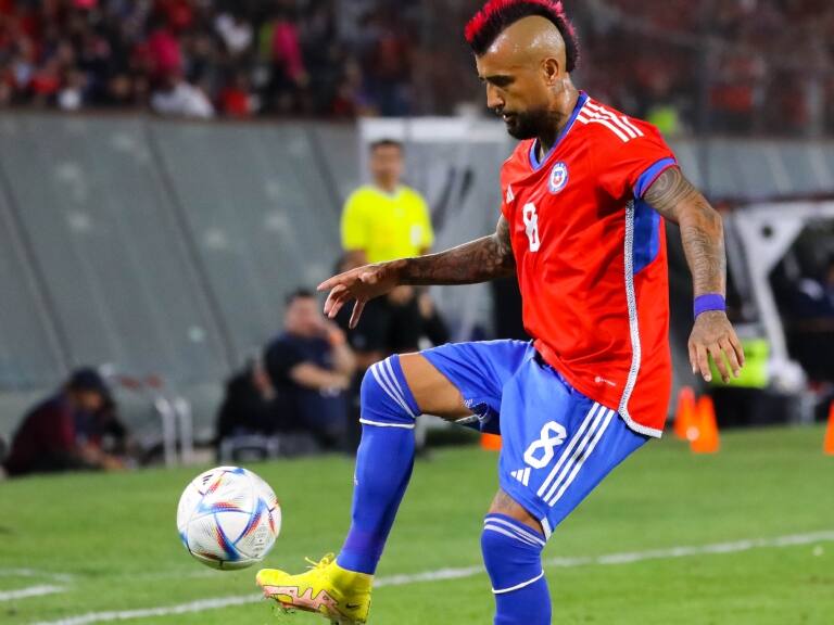 Arturo Vidal valora la renovación del plantel en La Roja: "Los más jóvenes nos tienen que ayudar a correr"