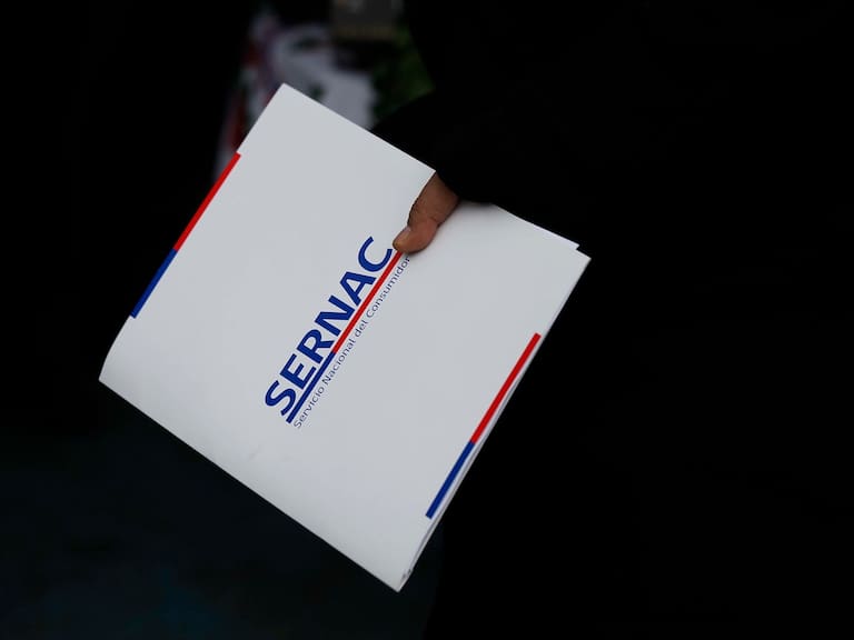 Sernac anunció fiscalización a empresas que exigen a consumidores a acercarse a sucursales