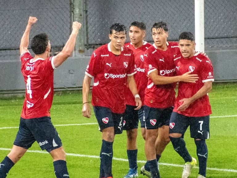 Instagram @simonpintoo