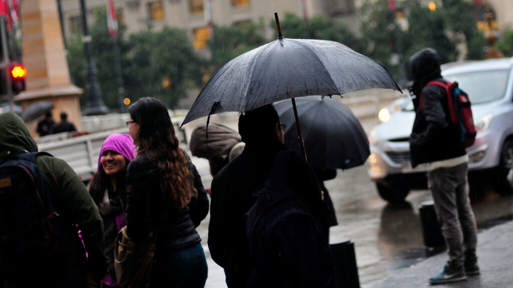 Lluvia en Santiago
