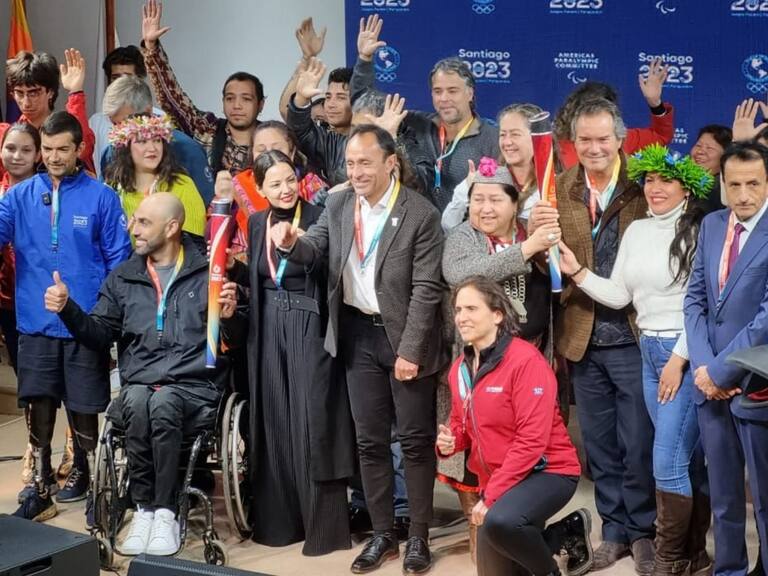 Presentan diseño de antorchas para Santiago 2023: «Esperamos que este hito registre una mayor presencia en nuestras regiones»