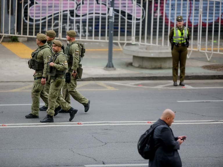 1 DE JUNIO DE 2026/ VALPARAISO
Carabineros resguarda el frontis del Congreso Nacional, previo a la primera cuenta pública del Presidente de la República, José Antonio Kast, que se realizará en el salón plenario del Congreso Nacional de Valparaíso.
FOTO: HANS SCOTT/AGENCIAUNO