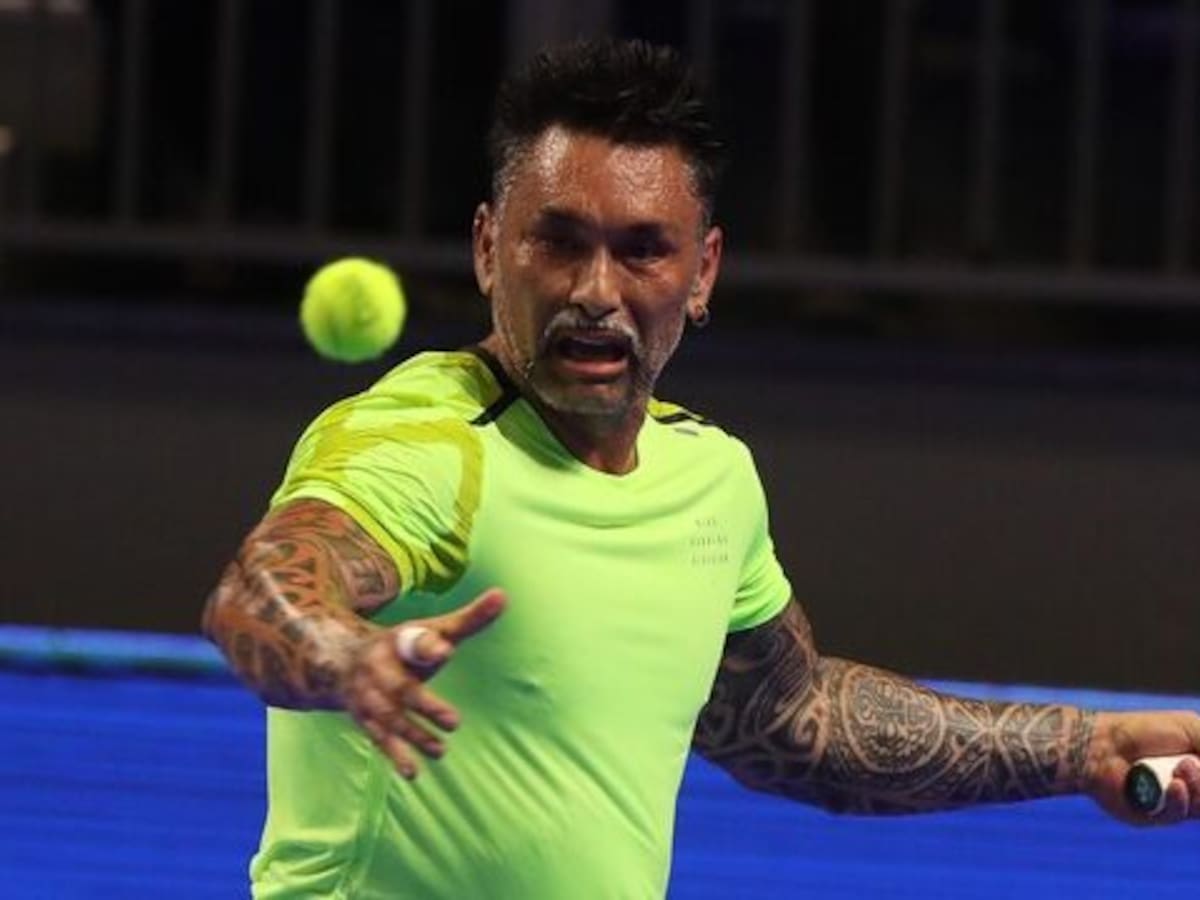 Marcelo Ríos triunfa en exhibición ante Alex Corretja y anticipa su adiós a las canchas: «Todo tiene su fin»