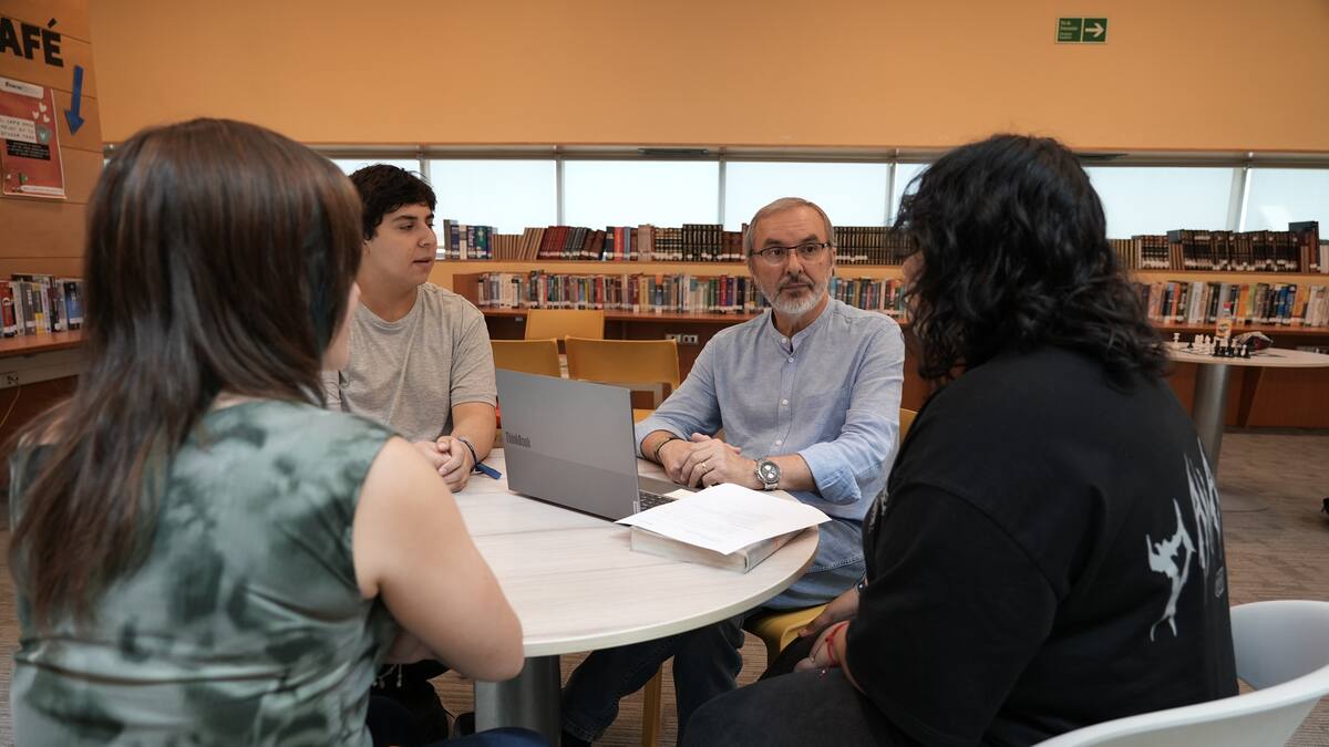 Más de mil estudiantes sobre 50 años son los primeros beneficiados con becas para estudiar en Inacap