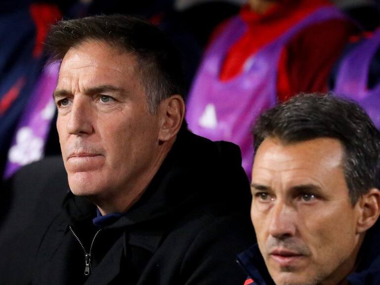 ¿Cómo se sostiene? Los impresentables números de Eduardo Berizzo al mando de La Roja