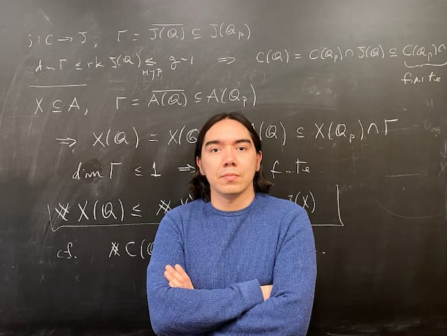 Profesor chileno resuelve problema matemático de casi un siglo de antigüedad
