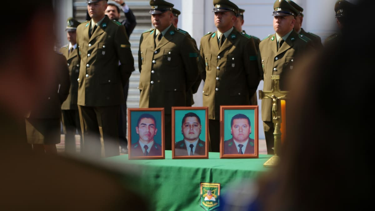 Condenan a hermanos Antihuen Santi por triple crimen de carabineros en Cañete