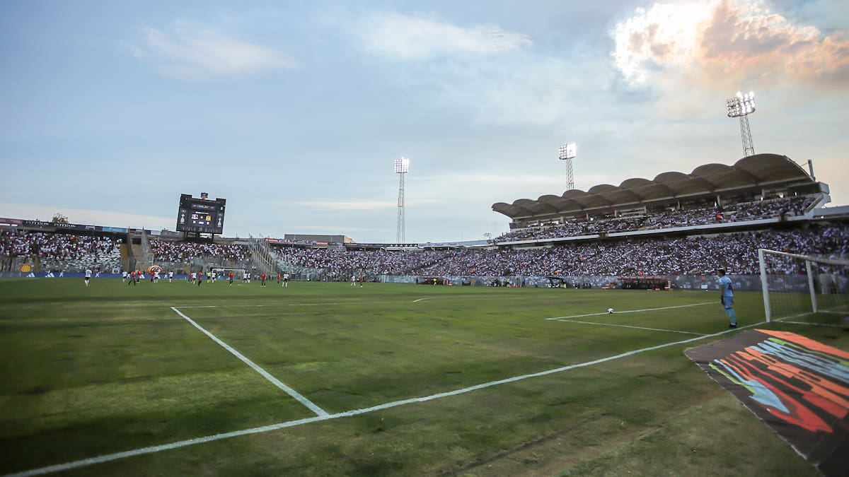 Contra las cuerdas: el duro golpe que le da Conmebol a Colo Colo por Copa Libertadores