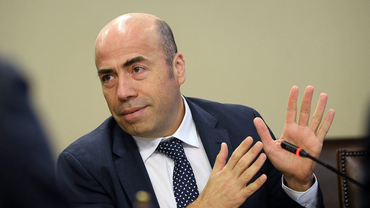 21 DE NOVIEMBRE DE 2019/VALPARAISOContratos general Jorge Bermudez en la comisión CEI de actos de la Administración vinculados al funcionamiento del basural “La Chimba”.
FOTO:PABLO OVALLE ISASMENDI/AGENCIAUNO