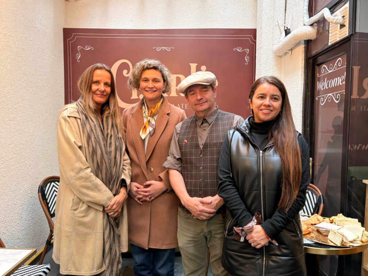 Marina Ernst (Integrante Corporación del Chocolate Pucón); Carla Prieto (Directora del Festival); Félix Vallejos (Dueño La Casita del Chocolate); Carolina Ruiz (Directora de Fomento y Turismo Muni Pucon)