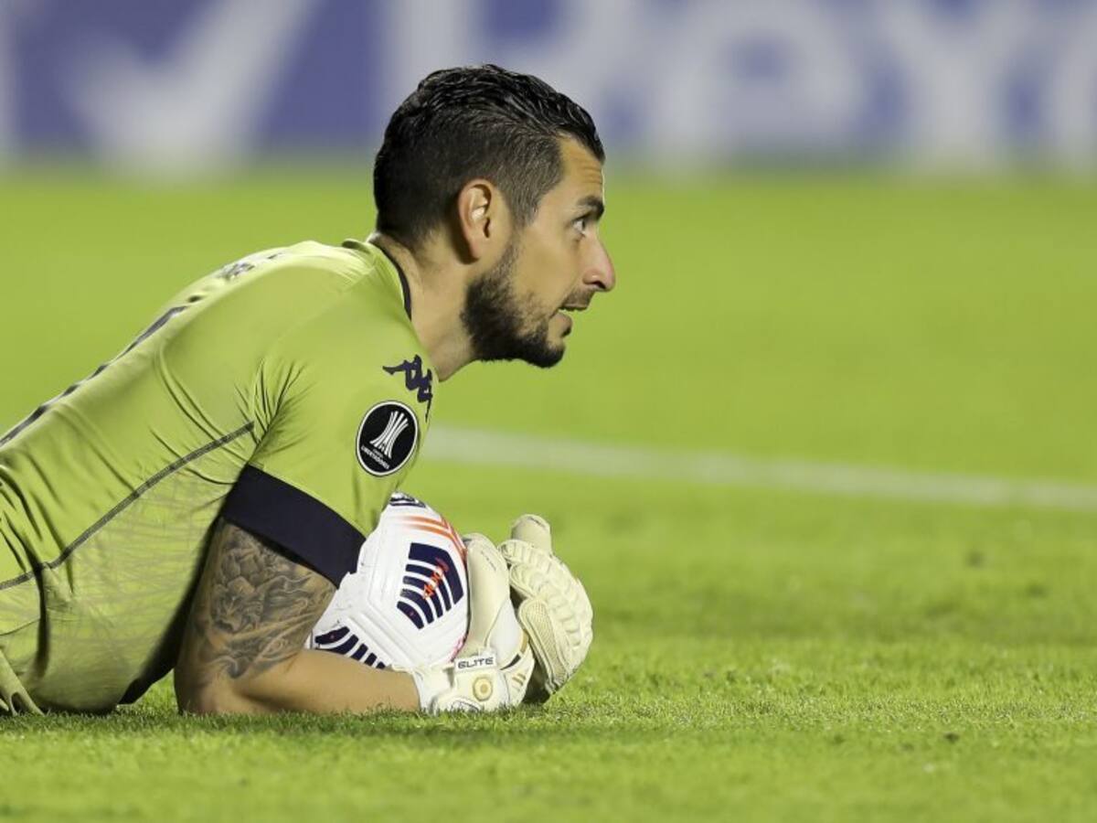 «Que salve al equipo no sorprende»: Gabriel Arias se llenó de elogios tras su gran desempeño ante Sao Paulo por Copa Libertadores