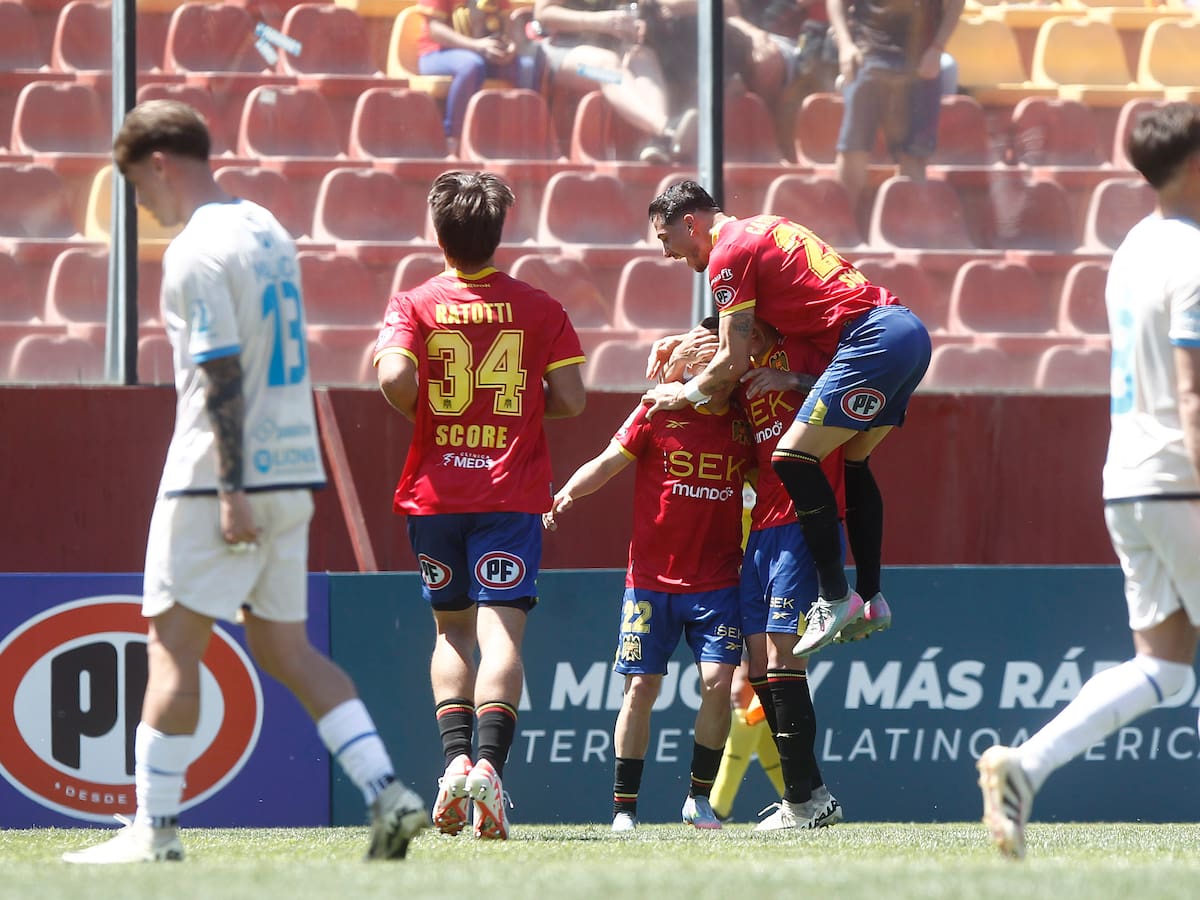 Unión Española sueña con la permanencia: venció a Huachipato y salió de los puestos de descenso