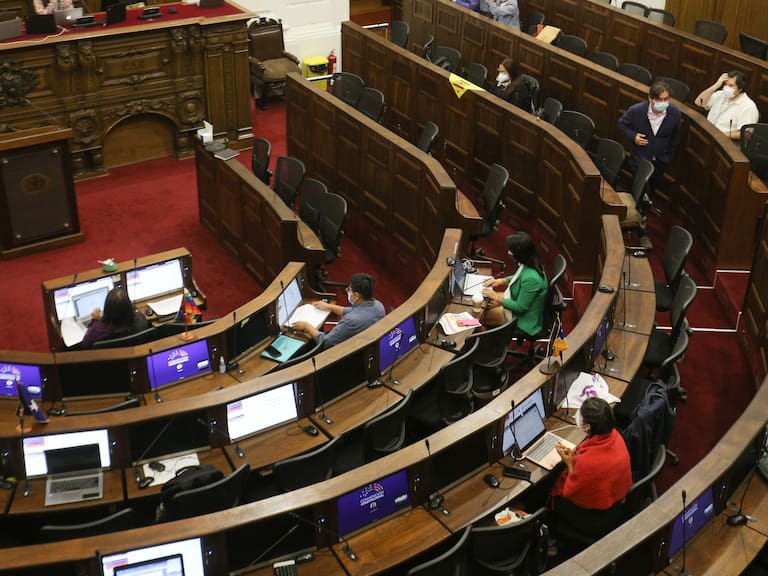 Mesa de la Convención ratifica a integrantes de tres nuevas comisiones de cara a última etapa del proceso constituyente