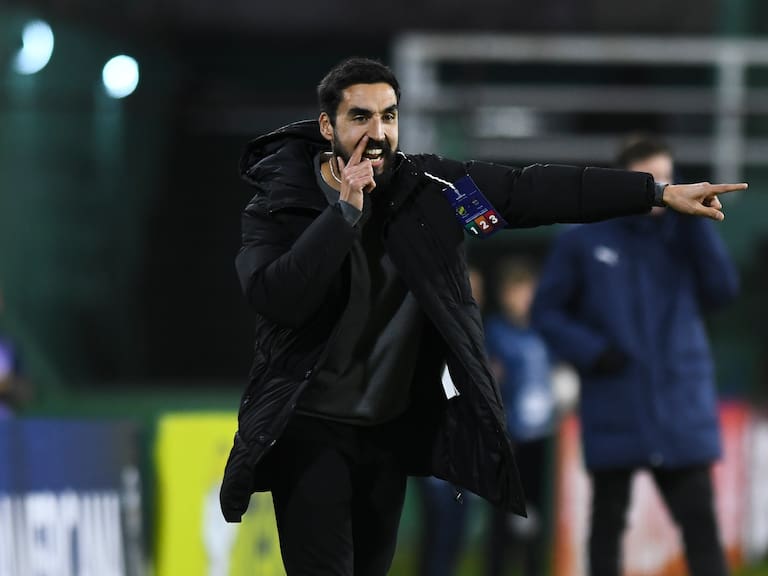 Ganó un solo partido en su último equipo y ahora se acerca a un club chileno de Primera División