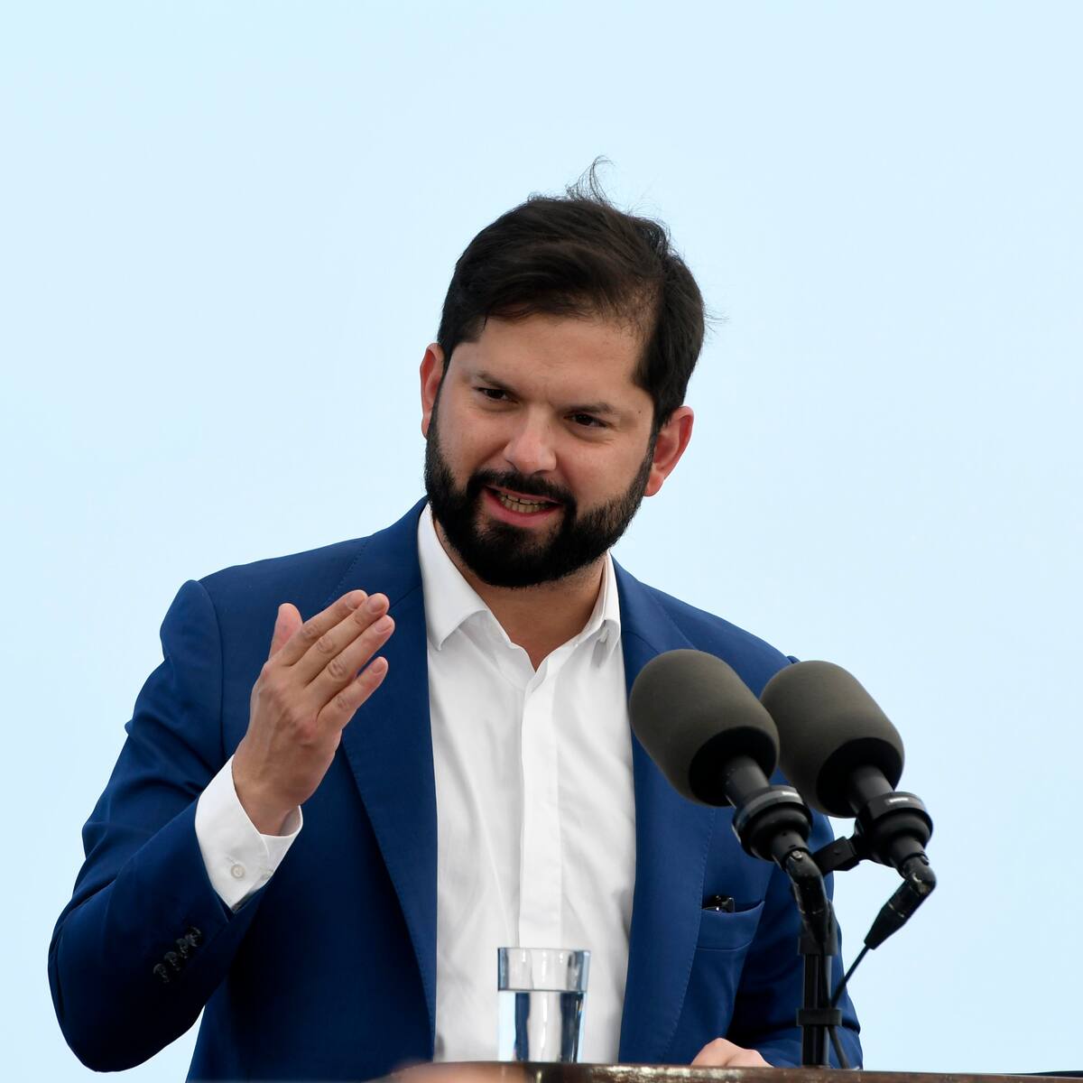 “No nos vamos a disculpar por ser de izquierda”: Boric reivindica a su sector en el Congreso Panamericano de Montevideo