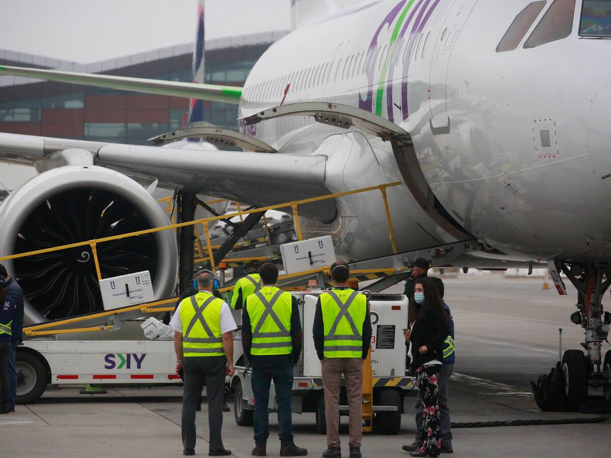 Operativo en Aeropuerto Arturo Merino Benítez por presunta amenaza de explosivo en vuelo