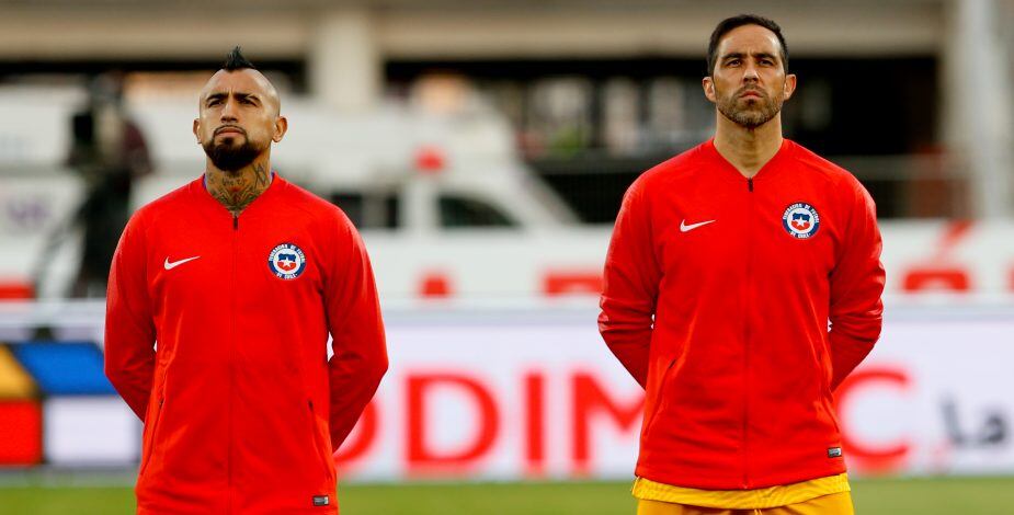 Rafael Olarra y Claudio Bravo