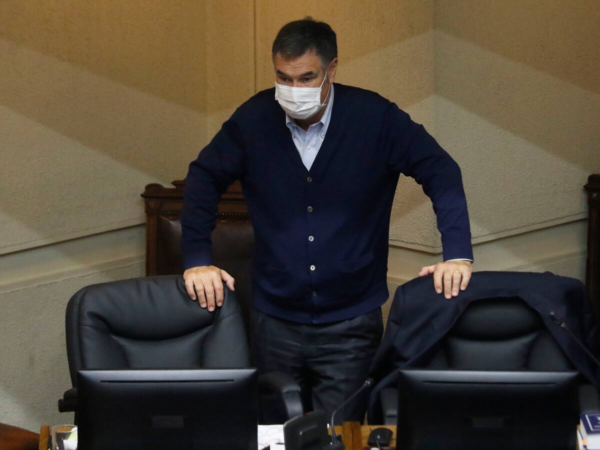 Sociedad Chilena de Microbiología por Ossandón: «Se podría diagnosticar que la primera PCR fue un falso positivo»