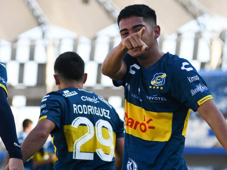 La genial presentación del equipo titular de Everton llamando al autocuidado por el Covid-19