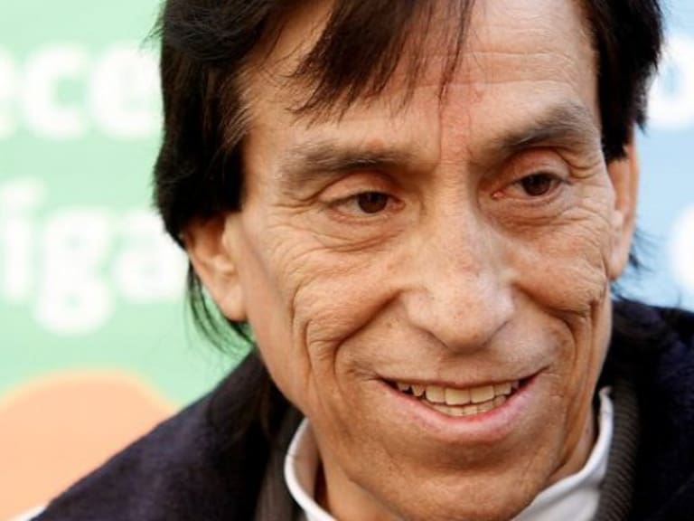 Roberto Rojas por el camarín de la «Roja»: Mucha vanidad y ego le hace mal al equipo