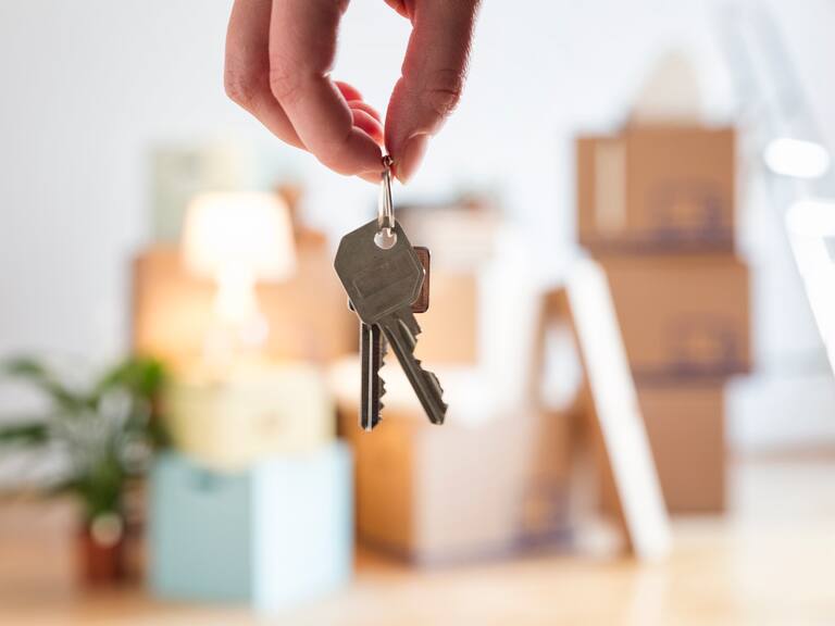 ¿De qué se trata el proyecto de ley que busca reducir la tasa de interés para los créditos hipotecarios en Chile?