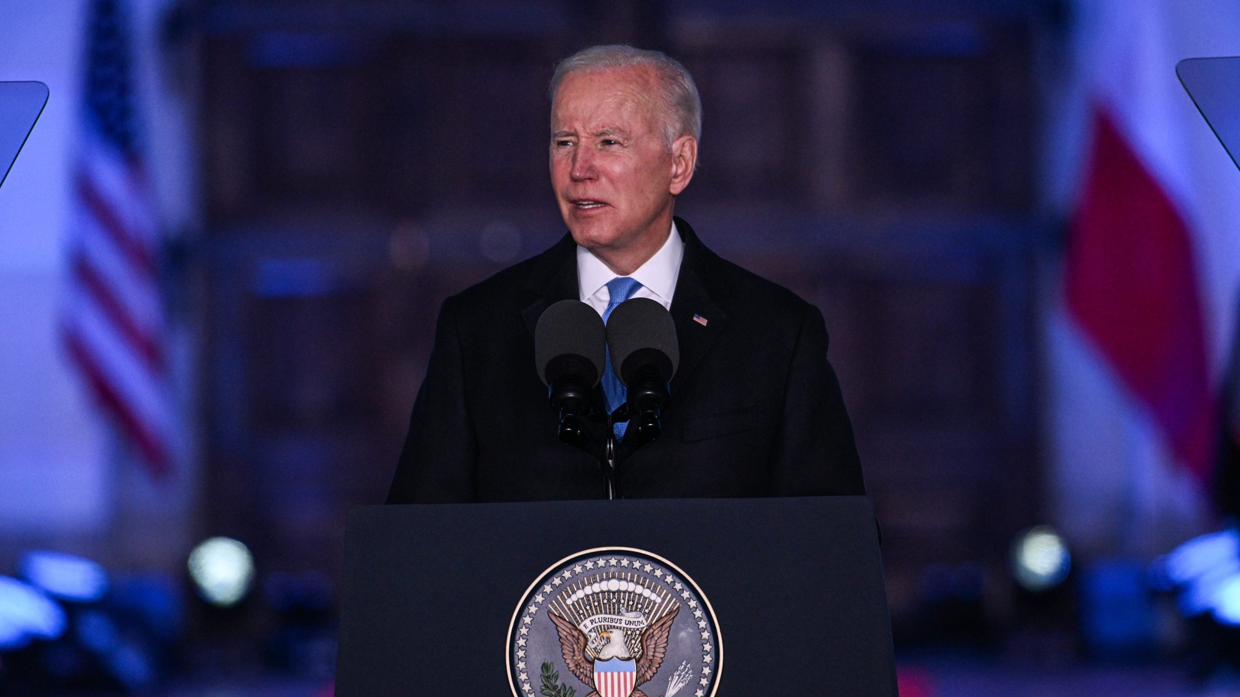 WARSAW, POLAND - MARCH 26 : US President Joe Biden delivers a speech at the Courtyard of the Royal Castle during his visit in Warsaw, Poland on March 26, 2022. (Photo by Stringer/Anadolu Agency via Getty Images)