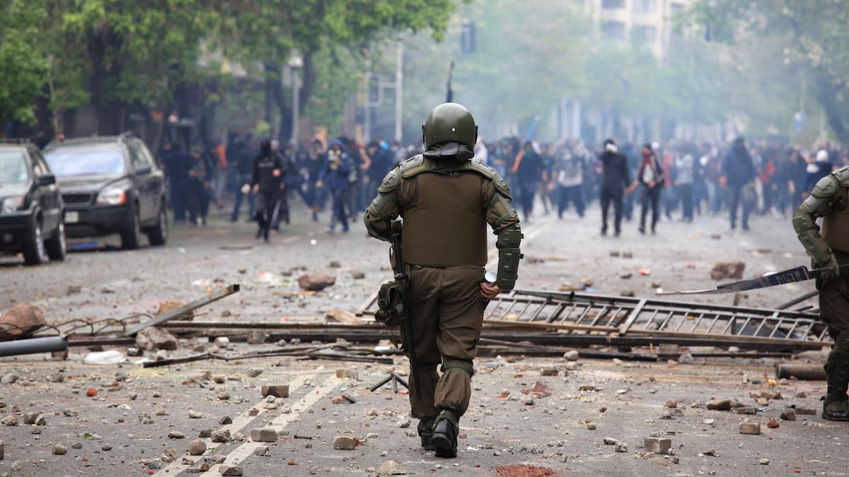 A siete años del estallido social: oficialismo firma carta y afirma que “Chile no volverá a caer en la violencia”
