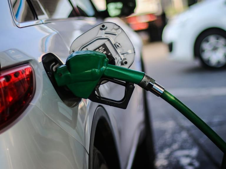 ENAP anuncia nueva alza en el precio de las bencinas para el primer jueves de junio: solo bajará el GLP