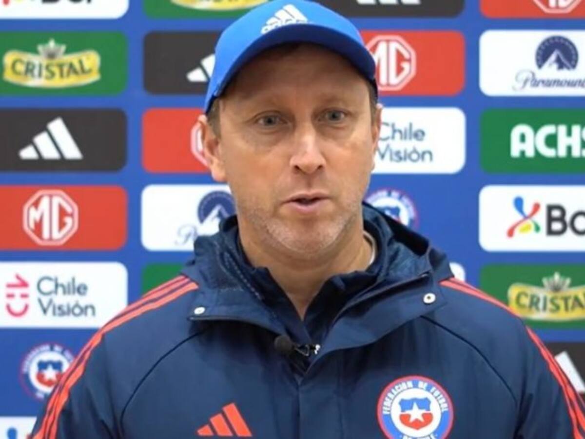 “Estamos ilusionados con lo que va a pasar este año”: Luis Mena anticipa desafíos de La Roja Femenina