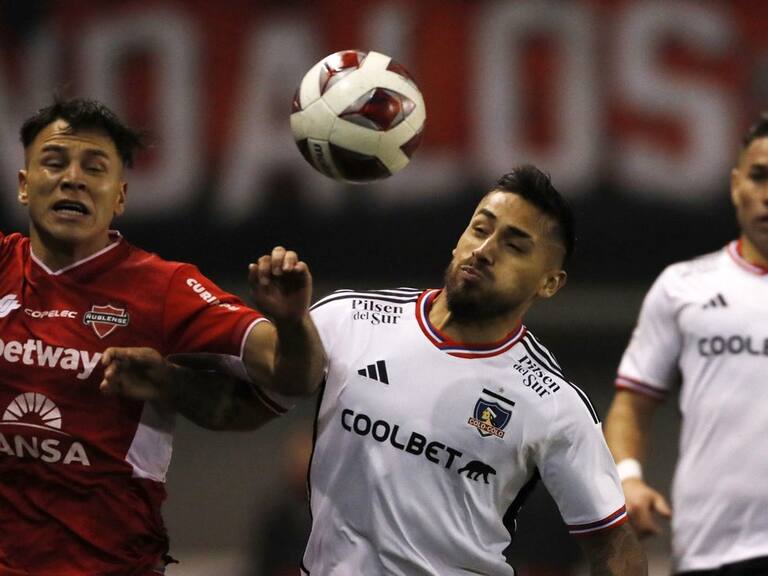 Con varios cambios: esta es la formación de Colo Colo para enfrentar a Ñublense