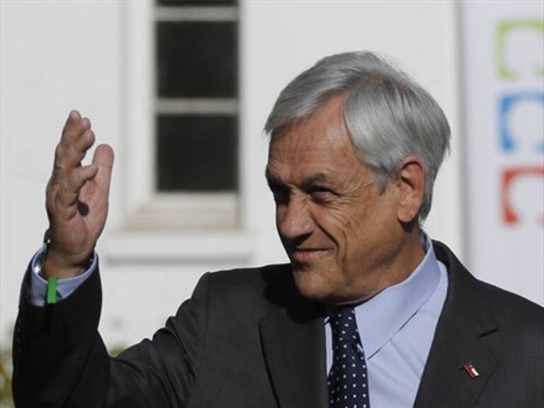 Gobierno de Piñera cerró marzo con 49% de apoyo, 11 puntos menos que al inicio de su primer mandato