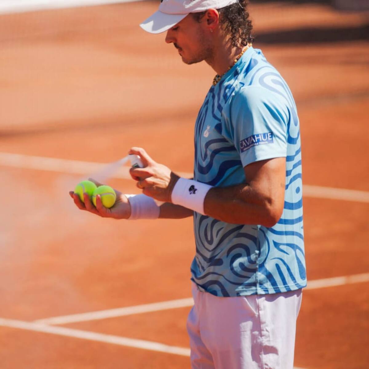 ¿Qué le tiró a la pelota? El extraño momento de tenista argentino durante el Challenger de Santiago