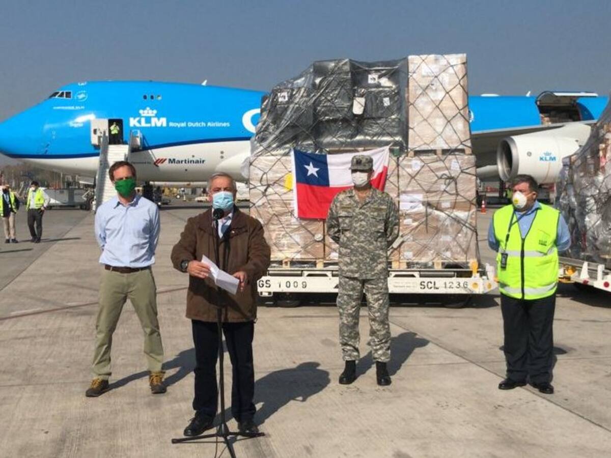 Ministro de Salud, Jaime Mañalich: «Vivimos una suerte de pánico viroterrorista»