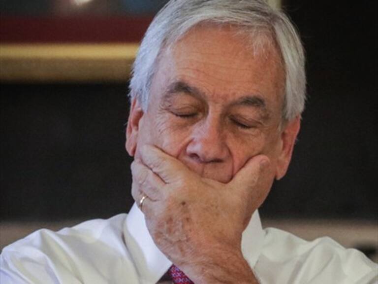 A 12% bajó la aprobación de Presidente Piñera según encuesta Cadem