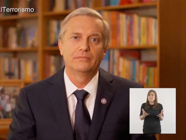 Kast aludió a Violeta Parra para hablar de conflicto en la macrozona sur