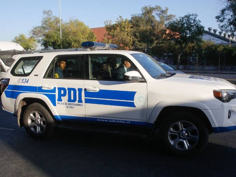 Solteros, sin hijos, con trabajos estables, estudios superiores y sin antecedentes: PDI entrega perfil de casi 100 detenidos en operativo por pornografía infantil