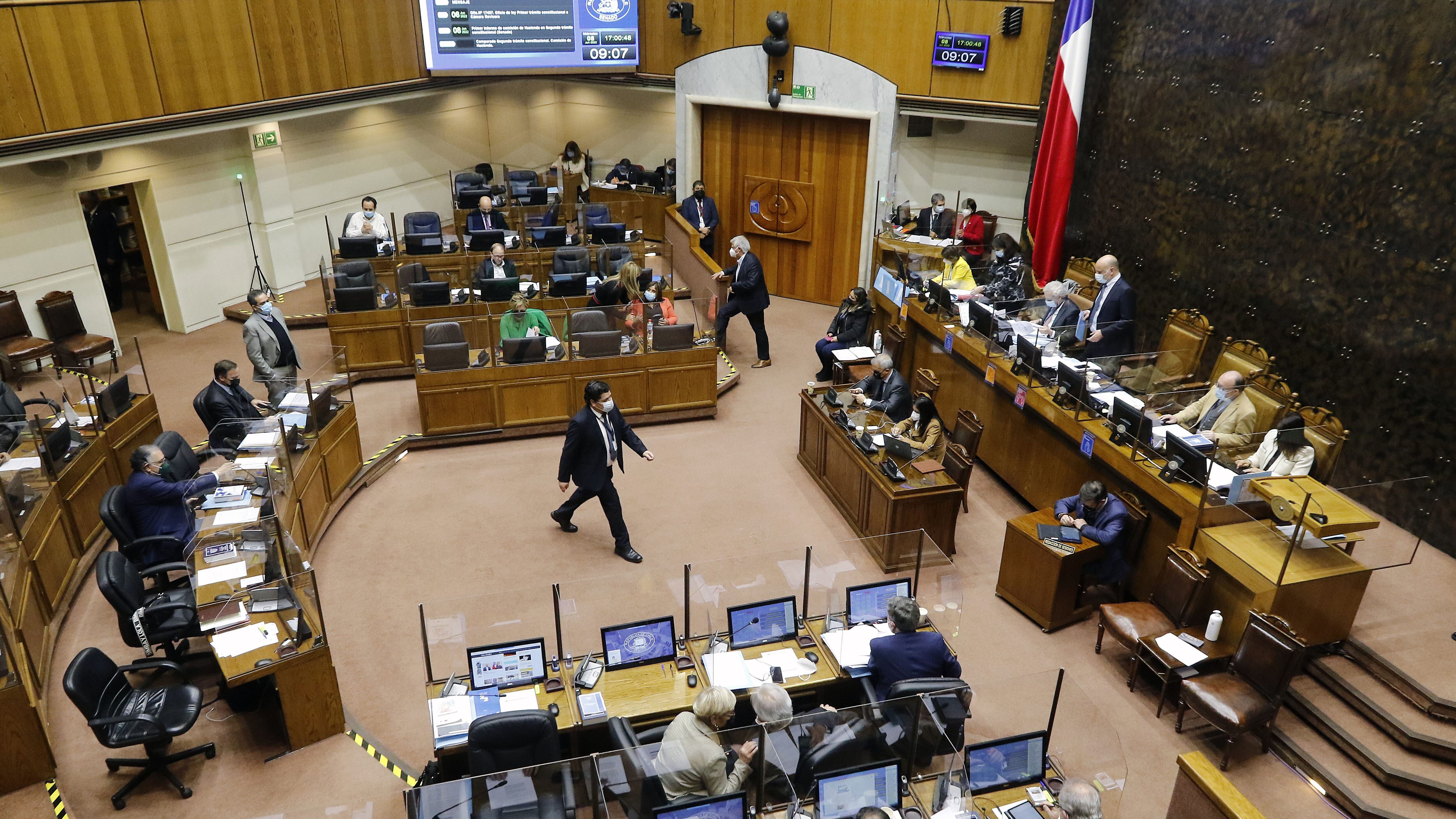 08 DE JUNIO DE 2022/VALPARAISOVista general de la Sesión de Sala del Senado, que analiza el aumento del límite del Mecanismo de Estabilización del Precio de Combustibles, y actualiza el umbral de ajuste semanal.
FOTO: LEONARDO RUBILAR CHANDIA/AGENCIAUNO