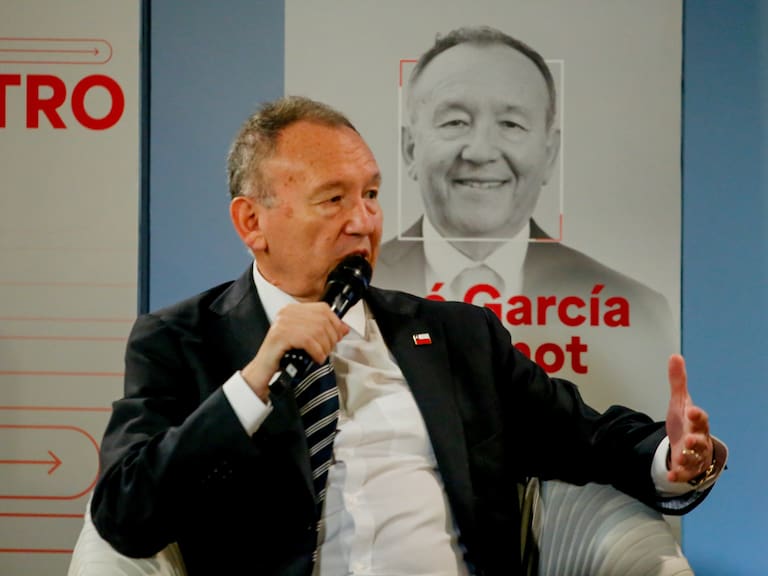 Gobierno defiende retiro de decretos ambientales y apunta a ‘flexibilizar’ normas: “Se busca fortalecer la inversión”