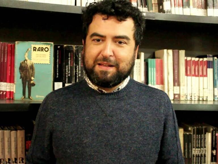 Oscar Contardo: «Lo que me sorprende es que cuando pasó lo del Transantiago el 2007 no hubiera un estallido»