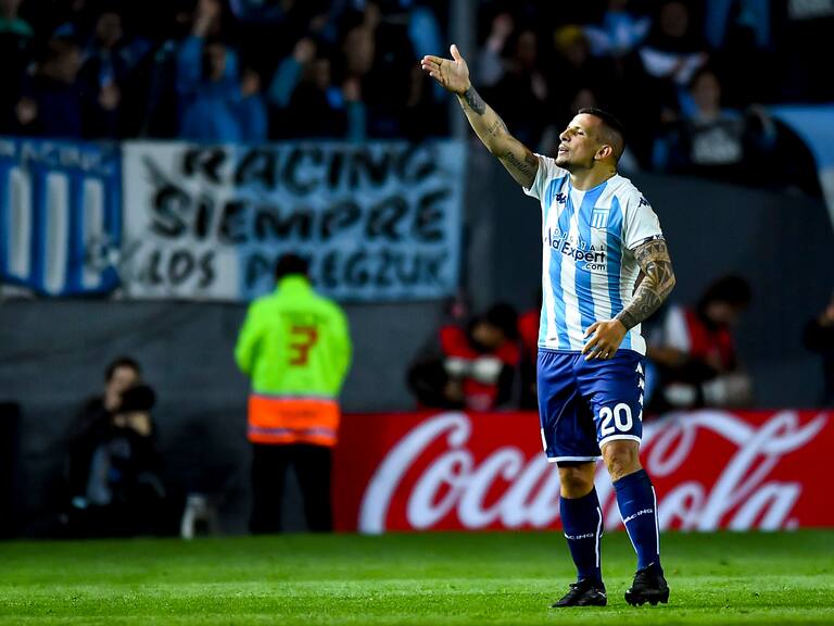 Emiliano Vecchio y un posible regreso a Unión Española: “He hablado con algunos clubes, pero todavía no hay nada concreto”