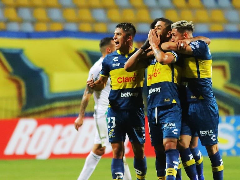 Everton tomó un respiro en el Campeonato Nacional tras sufrida victoria sobre Audax Italiano