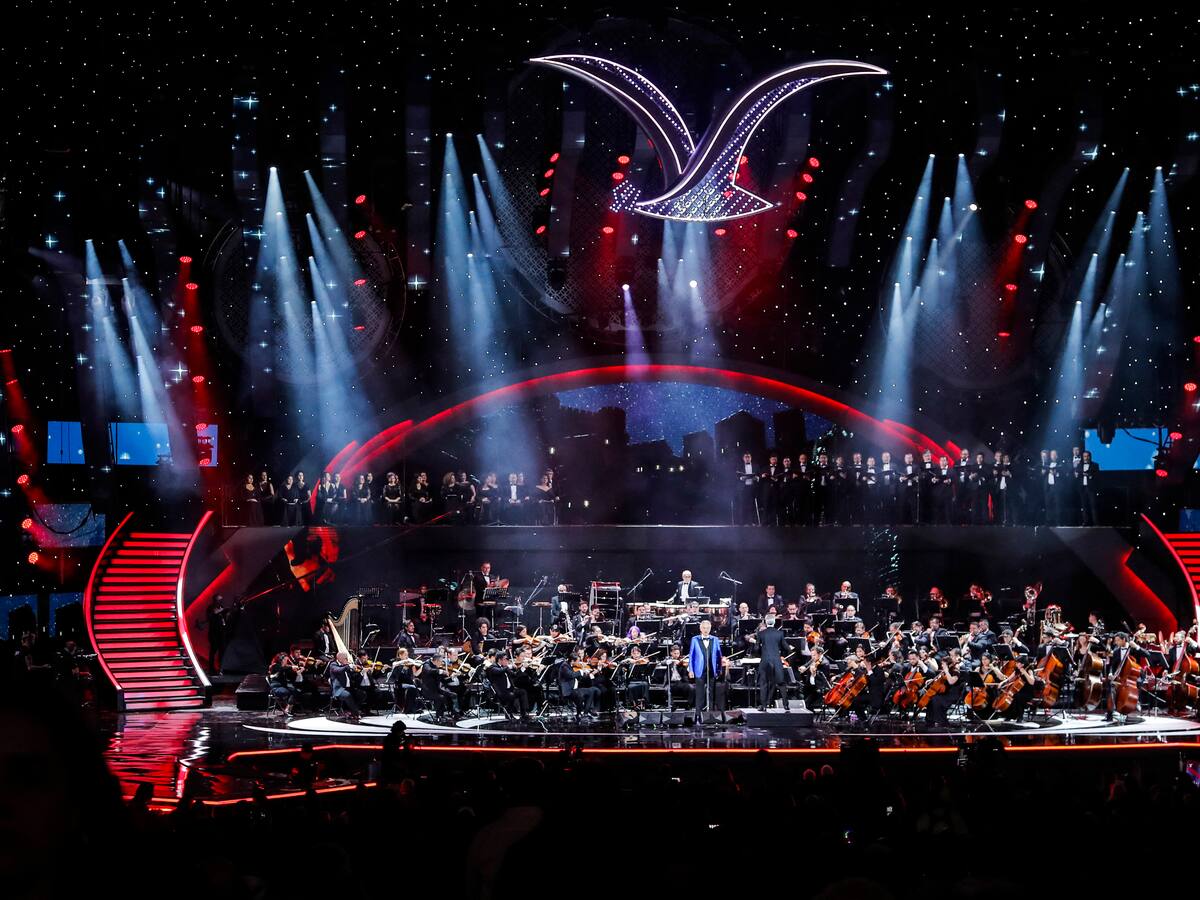 Parrilla del Festival de Viña 2026: qué artistas y humorista se presentan hoy miércoles en la cuarta noche