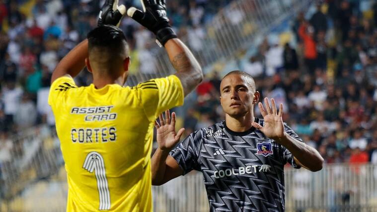 Las variantes en la formación que planea Colo Colo para el debut en el Campeonato Nacional 2023