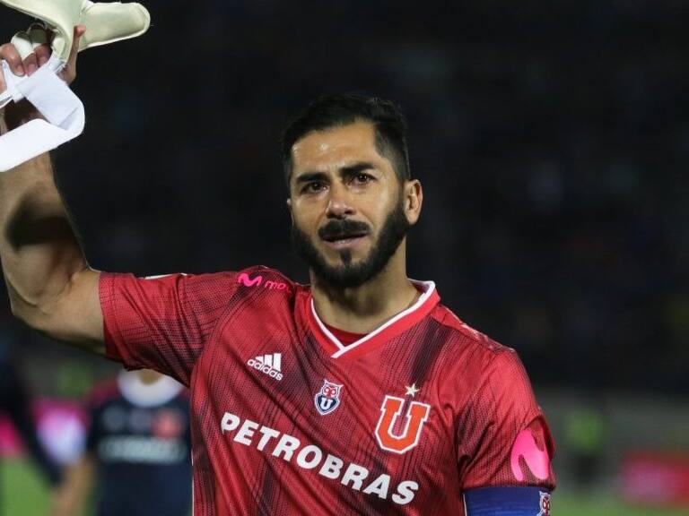 17 DE OCTUBRE DE 2019/SANTIAGOJhonny Herrera celebra al final del partido valido por la fecha 10 de la segunda ronda del Campeonato Nacional AFP PlanVital 2019, entre Universidad de Chile e Iquique, disputado en el Estadio Nacional.
FOTO: JAVIER VERGARA/AGENCIAUNO