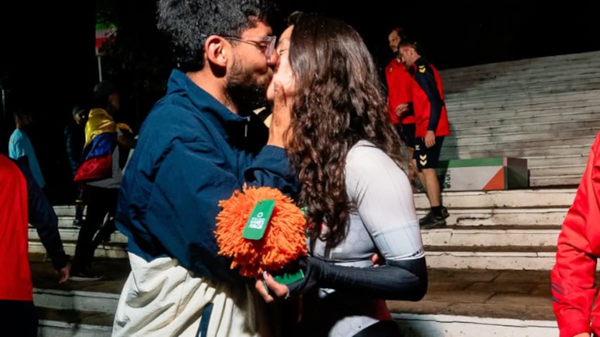 Pareja del deporte chileno anuncia su matrimonio con una romántica pedida de mano: la escena ya es viral