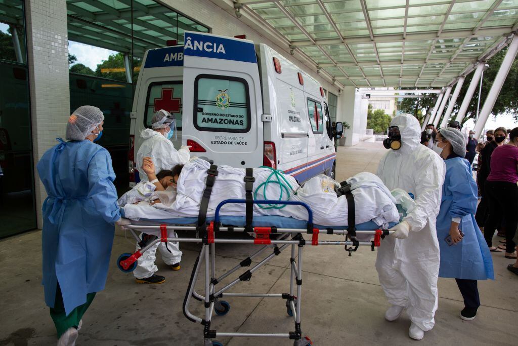 Un Hospital de Manaos recibe a un paciente del Covid-19