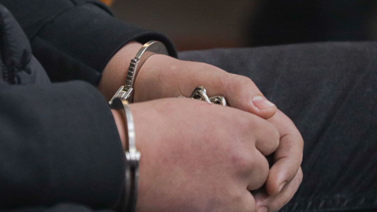 Prisión preventiva para 5 policías bolivianos y un civil detenidos en la frontera con 600 kilos droga y armas de fuego