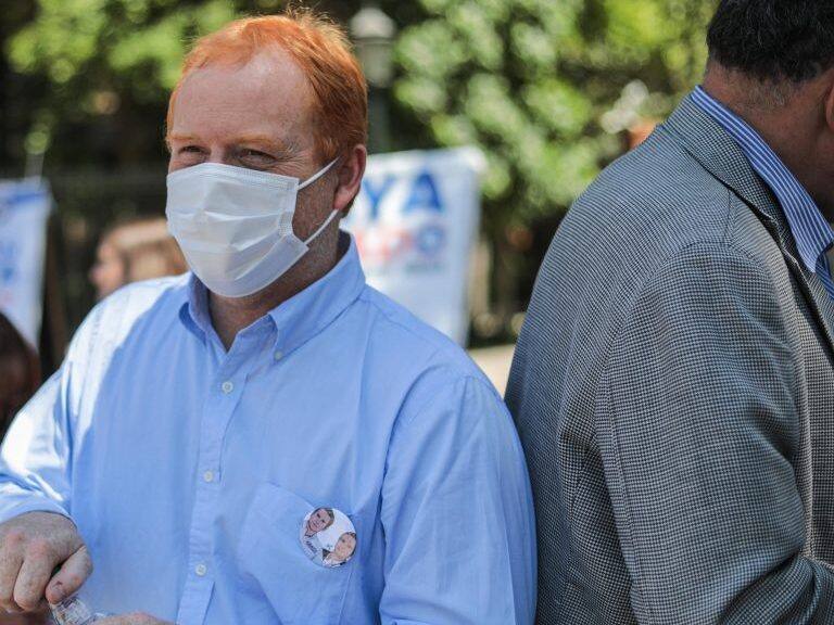 17 de noviembre del 2021/SANTIAGOCandidatos al Senado del Partido Republicano, Rojo Edwards, realizan cierre de las campañas Parlamentarias.
FOTO: SEBASTIAN BELTRAN GAETE/AGENCIAUNO