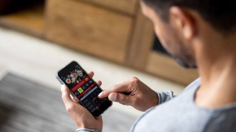 Polla solicita protocolo para bloquear 23 sitios de casas de apuestas online en Chile
